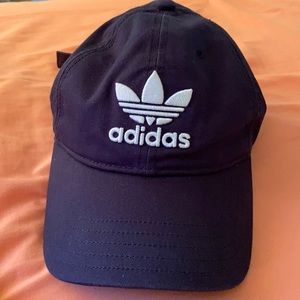 Adidas strap back hat Navy blue